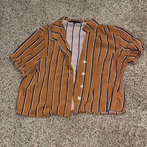 button up crop
